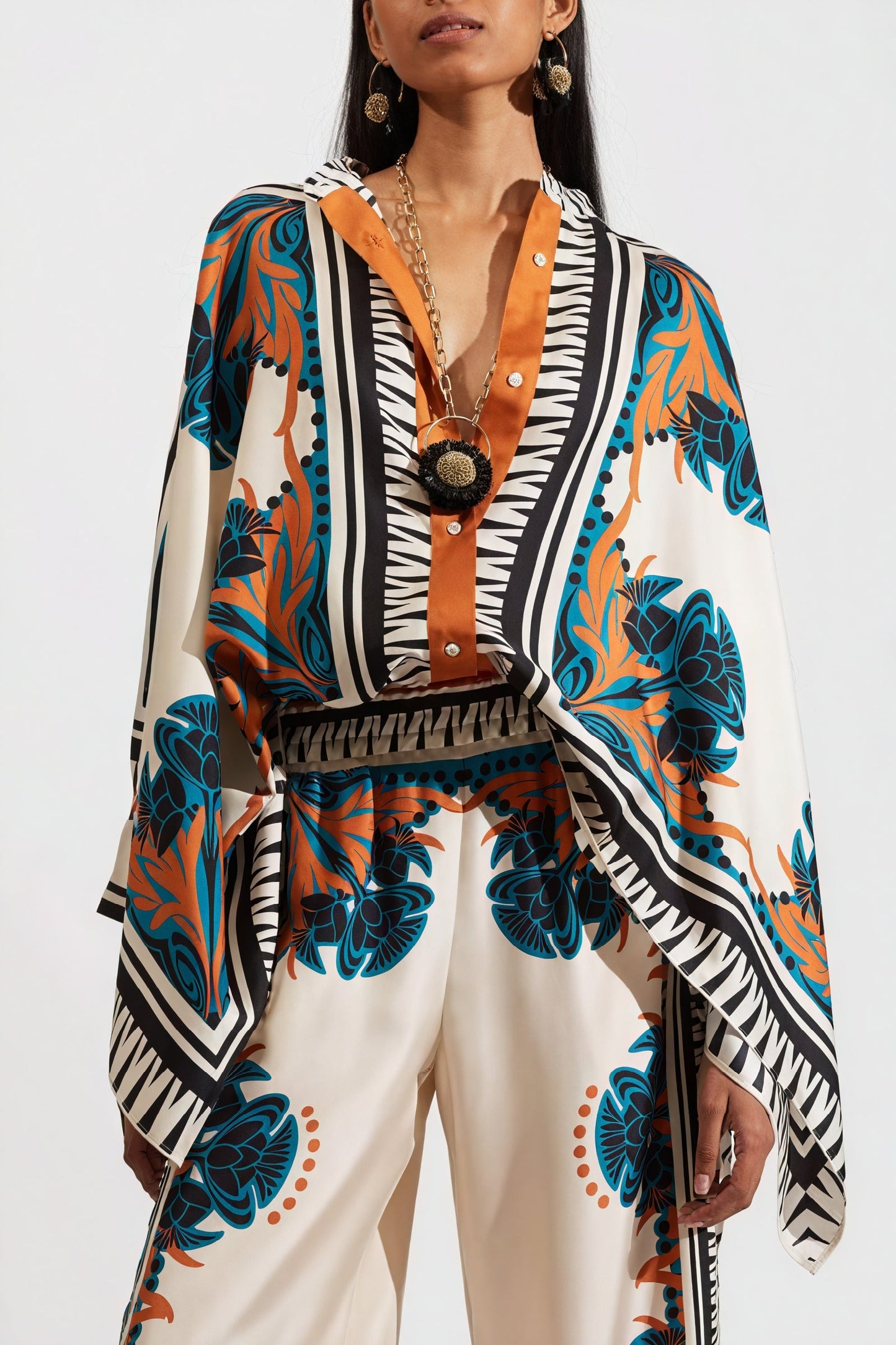 Inaya | Zestaw Kimono – Wzór Boho i Szerokie Spodnie