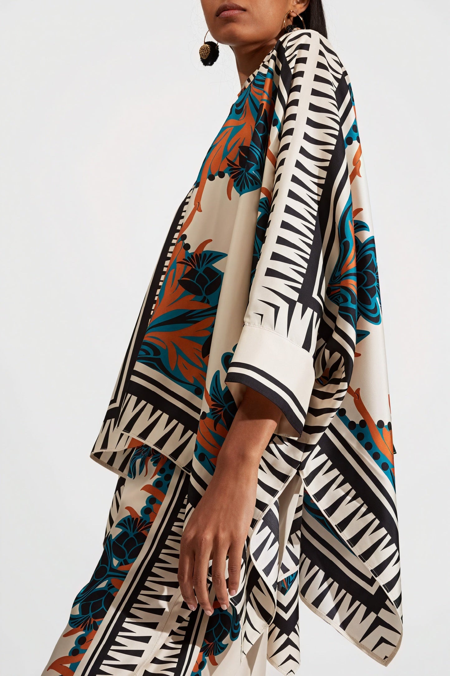Inaya | Zestaw Kimono – Wzór Boho i Szerokie Spodnie
