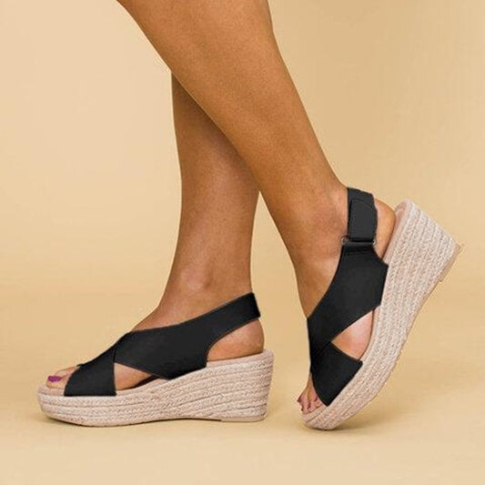 Yamila | Sandaler for kvinner – Krysset design og chic utseende 