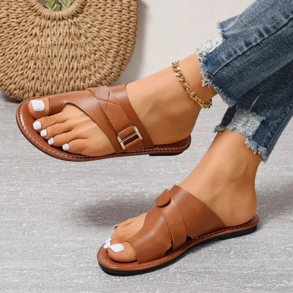 Louise | Sandaler med Kryssrem – Eleganse og Enkelhet for Sommeren 