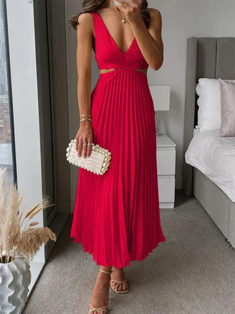 Caroline | Langes Plissiertes Kleid mit Ausschnitten – Moderne Eleganz 