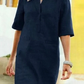 Flora | Rochie Dreaptă Cu Guler Fenduit – Simplitate Și Eleganță 