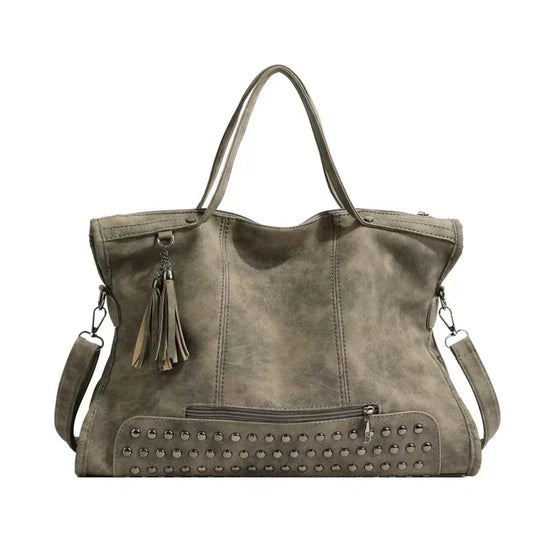 Lola | Luxury Handbag – Timeless Elegance And Style 