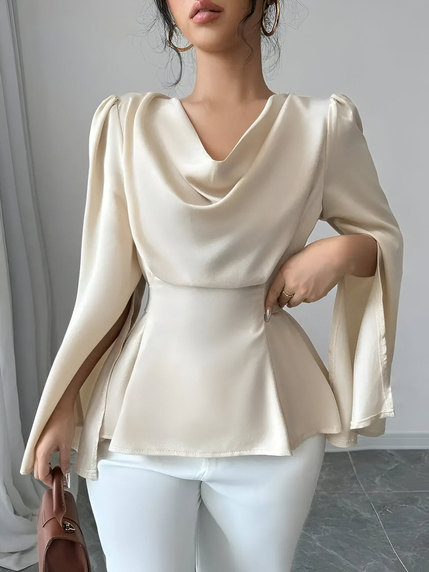 Lou | Blusa Elegante Con Maniche Fessurate 