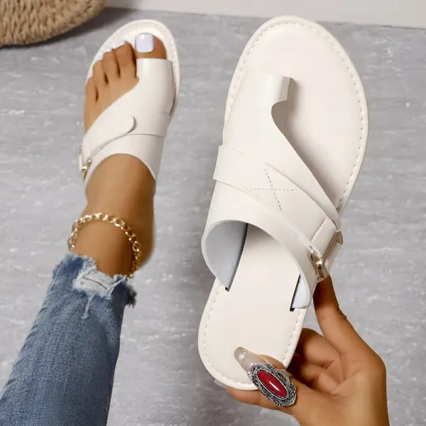 Louise | Sandaler med Kryssrem – Eleganse og Enkelhet for Sommeren 