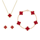 Melissa | Samenstelling Sieraden Klavertje – Elegantie En Geluk 