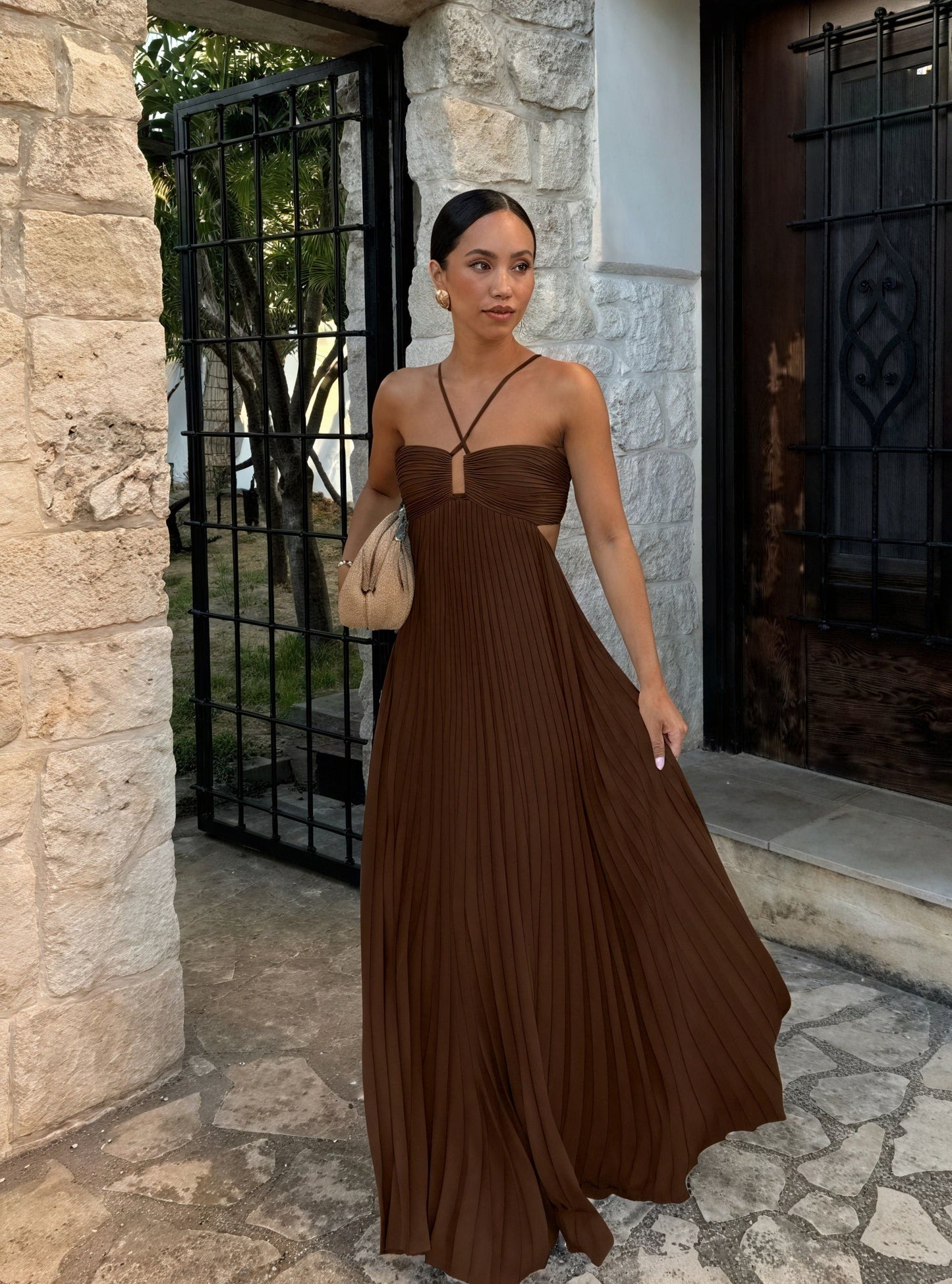 Nadège| Modernes Langkleid – Schlichte Eleganz und fließender Schnitt 